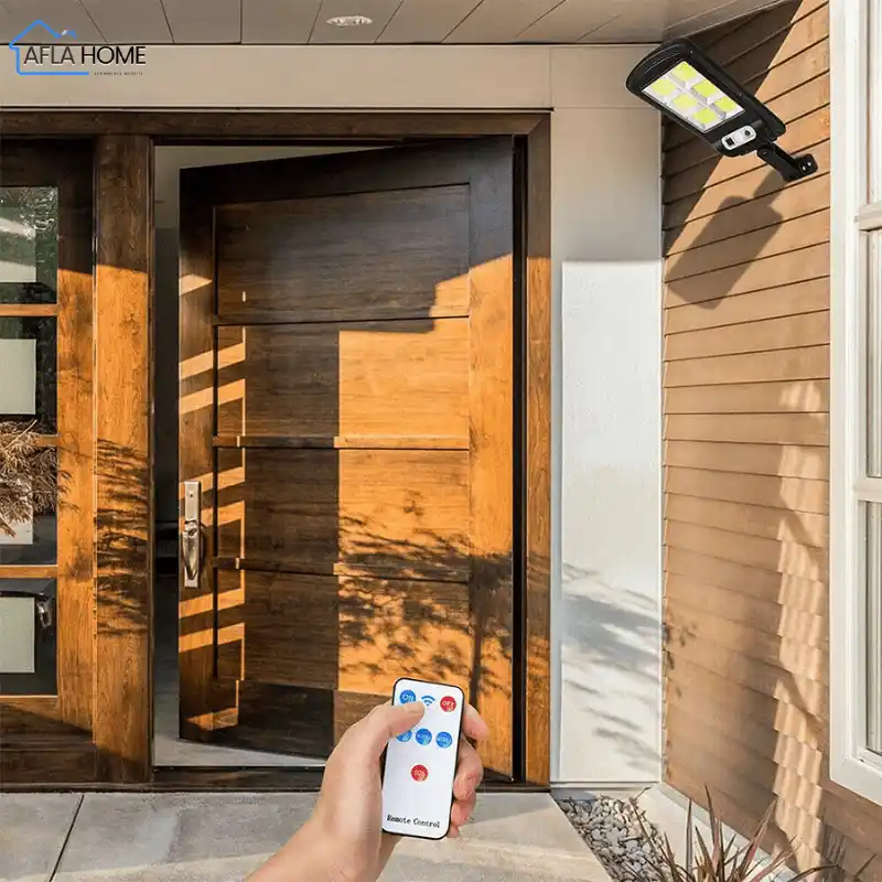 مصباح الطاقة الشمسية ذكي بمستشعر حركة مع التحكم عن بعد